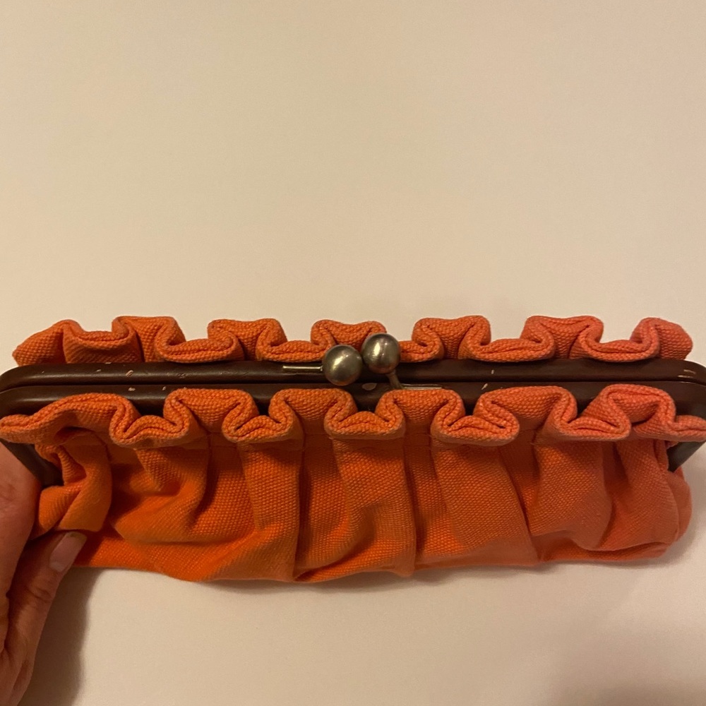 Tommy Hilfiger kiss lock clutch